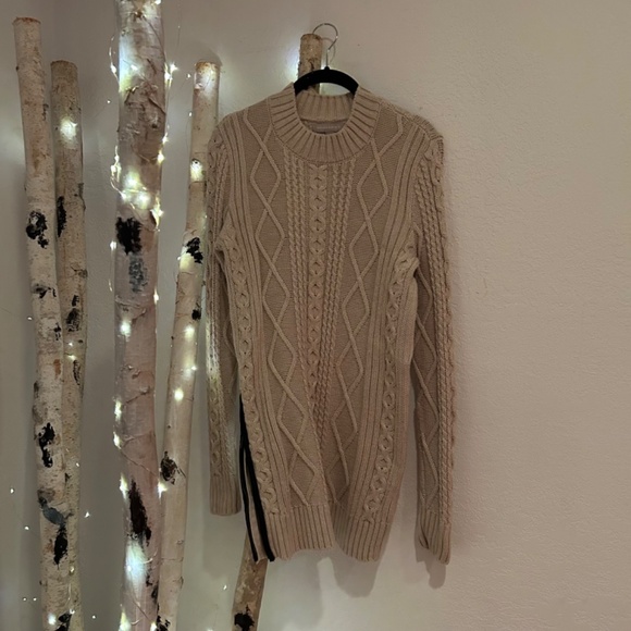 BANANA REPUBLIC MINI CABLE KNIT DRESS - Picture 1 of 5